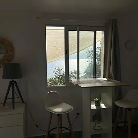 Apartament Bord De 2 Personnes