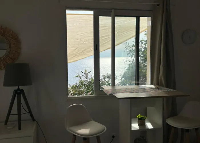 Apartament Bord De 2 Personnes